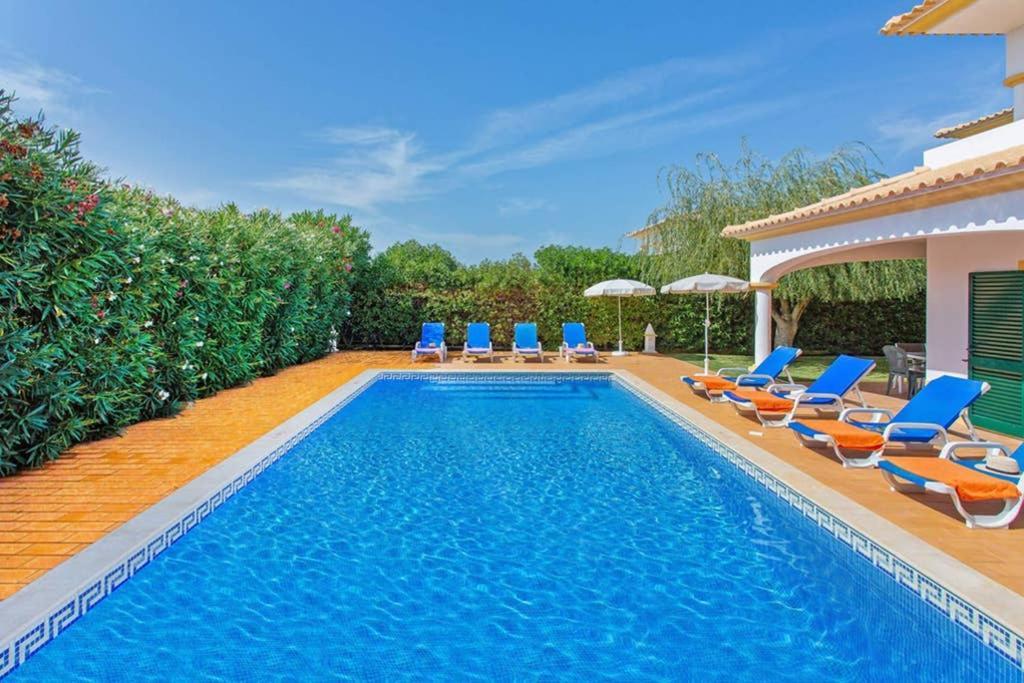 Villa White Sands - Private Oasis, Heated Pool, Beaches & Strip Nearby 阿尔布费拉 外观 照片