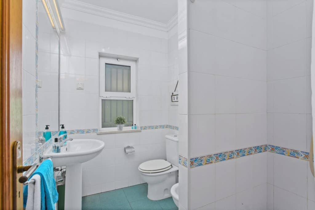 Villa White Sands - Private Oasis, Heated Pool, Beaches & Strip Nearby 阿尔布费拉 外观 照片